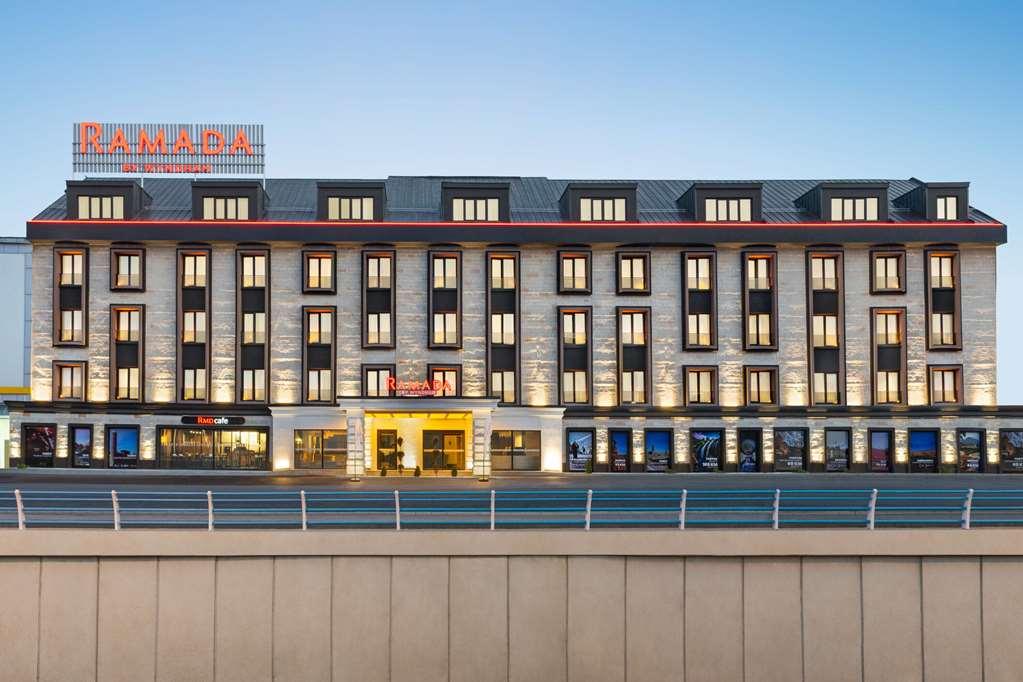 Ramada By Wyndham Erzurum Exterior foto
